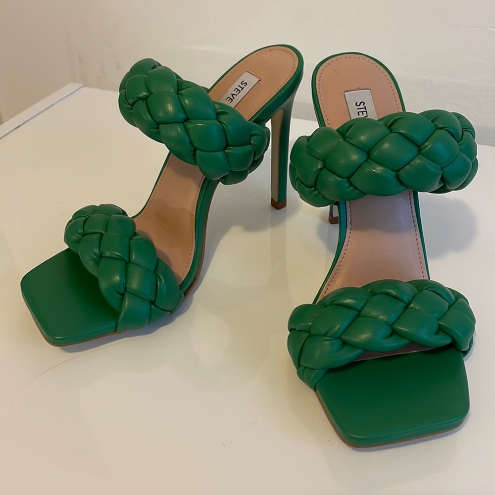 STEVE MADDEN KENLEY HEELS